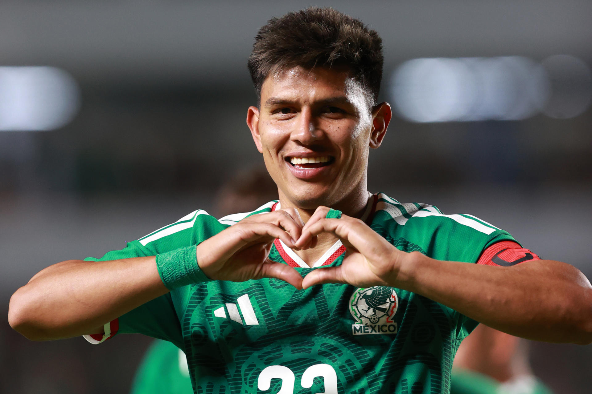 México golea a la humilde Islandia en amistoso que transcurrió en condiciones seguras
