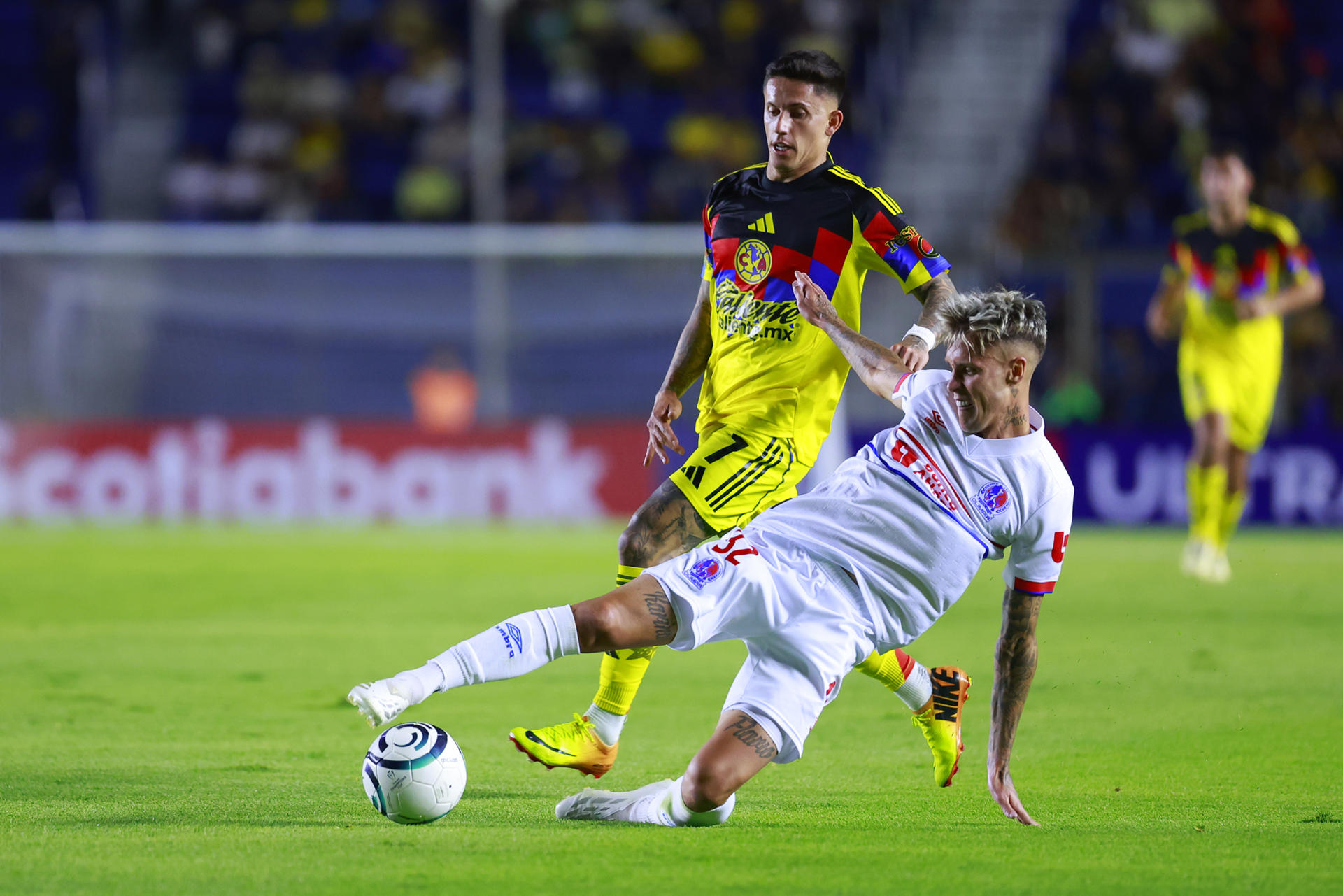 América, con ataque sudamericano se clasifica a octavos