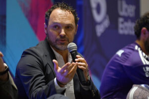 El Host City Mánager, Alejandro Hütt habla durante una rueda de prensa en la presentación del partido entre las leyendas de la FIFA y las leyendas de México en Monterrey (México). Imagen de archivo. EFE/ Miguel Sierra
