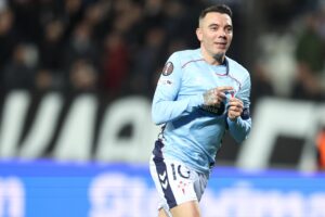 El jugador del Celta Iago Aspas, celebrando un gol durante el partido de este jueves contra el PAOK, correspondiente a la Liga Europa. EFE/ ACHILLEAS CHIRAS