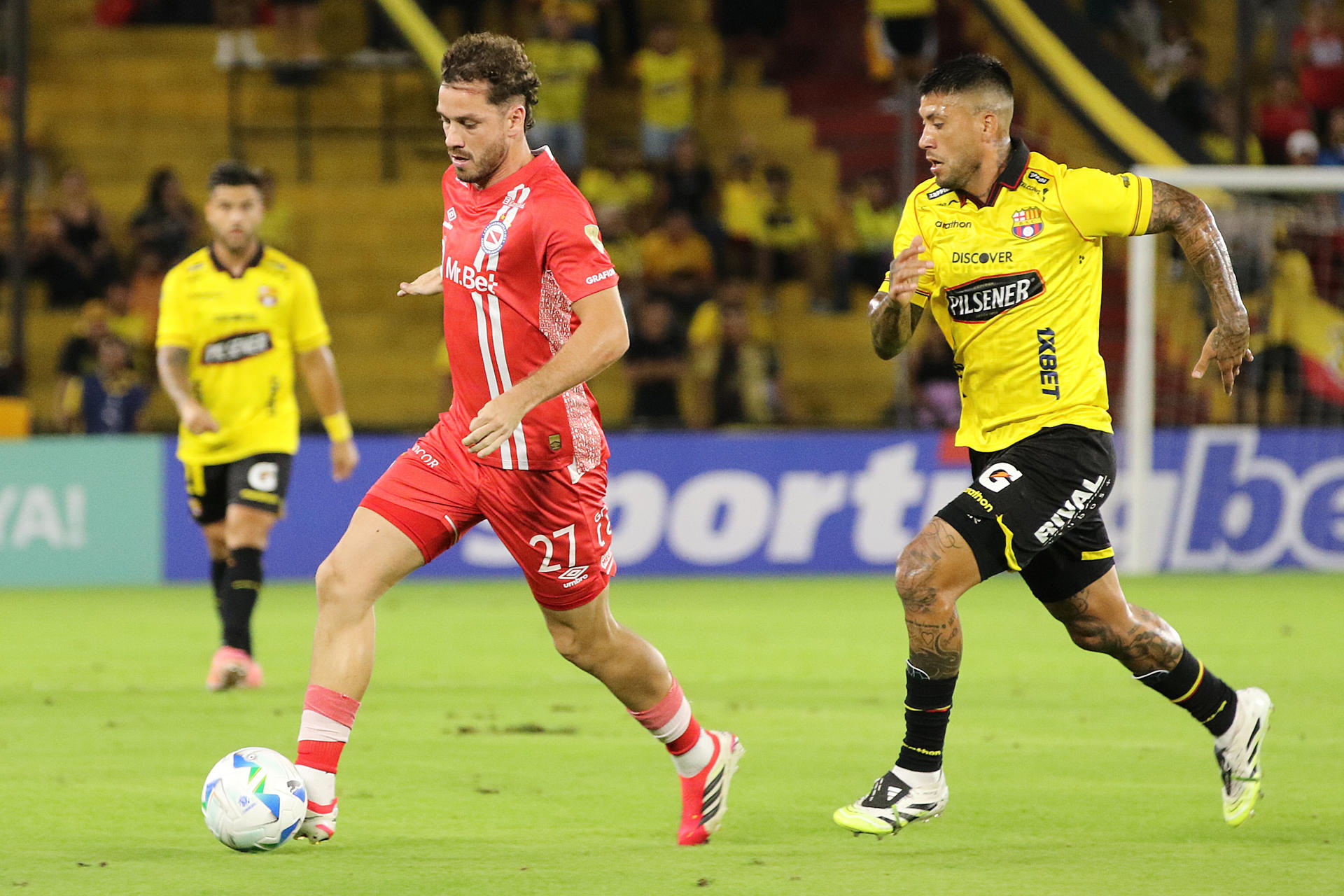 Argentinos Juniors recibe a Barcelona con la ventaja de la ida en Guayaquil