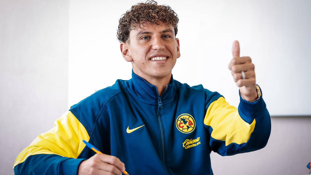 América le dice adiós al chileno Igor Lichnovsky