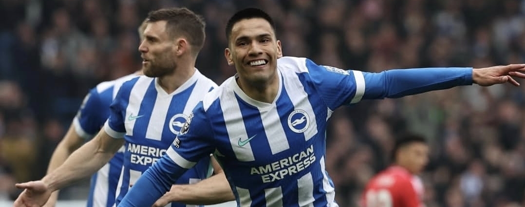 Paraguayo Gómez suma segundo gol consecutivo y el Brighton gana