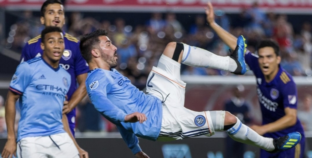 Los latinos que juegan en New York quieren golear, igual que el argentino Leo Messi en Washington