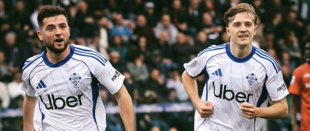 El Como vence en Cagliari, con los argentinos Paz y Perrone