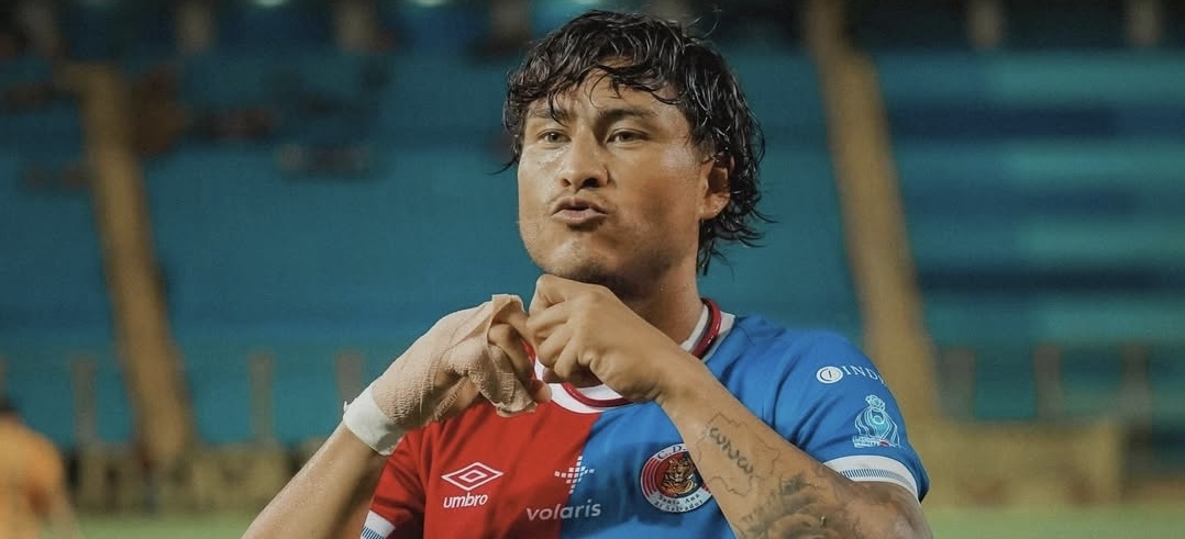 FAS es líder en El Salvador, dirigido por el mexicano Adrian Sánchez