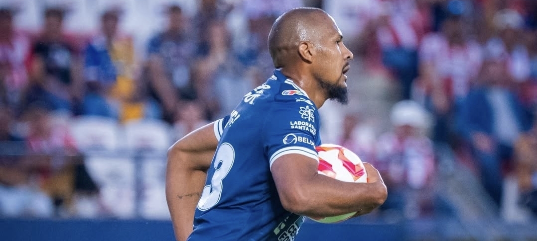 Goles venezolano e italo-brasileño en igualdad entre Pachuca y San Luis
