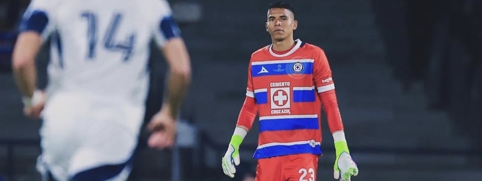 Cruz Azul iguala con Mazatlán, en regreso del arquero colombiano Kevin Mier