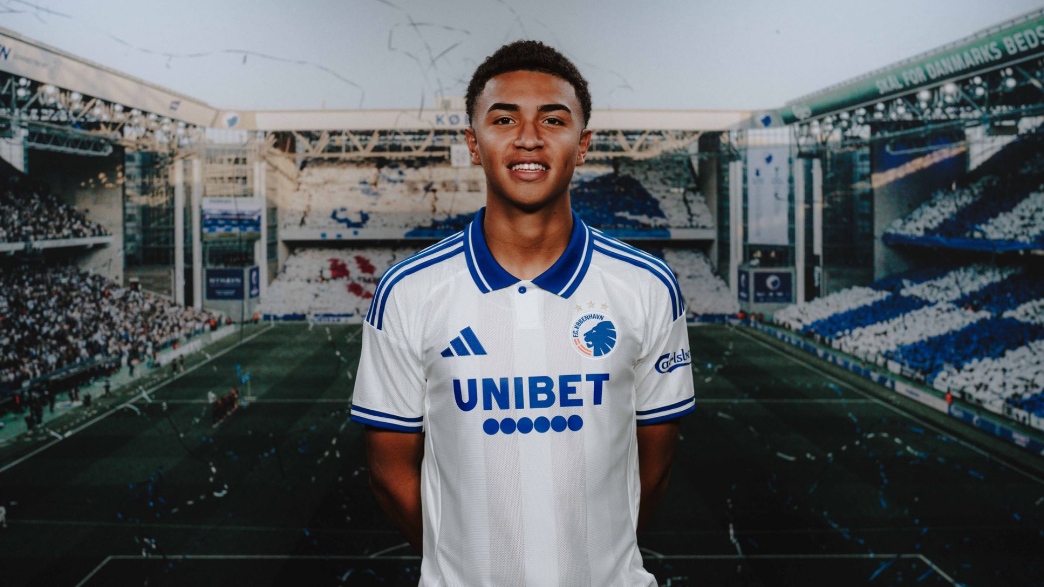 Legionario costarricense se estrena en uno de los equipos más grandes de Europa