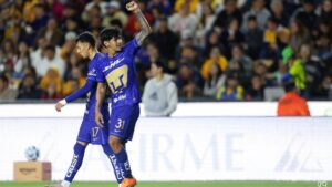 alt El paraguayo Robert Morales y un golpe de autoridad de Pumas