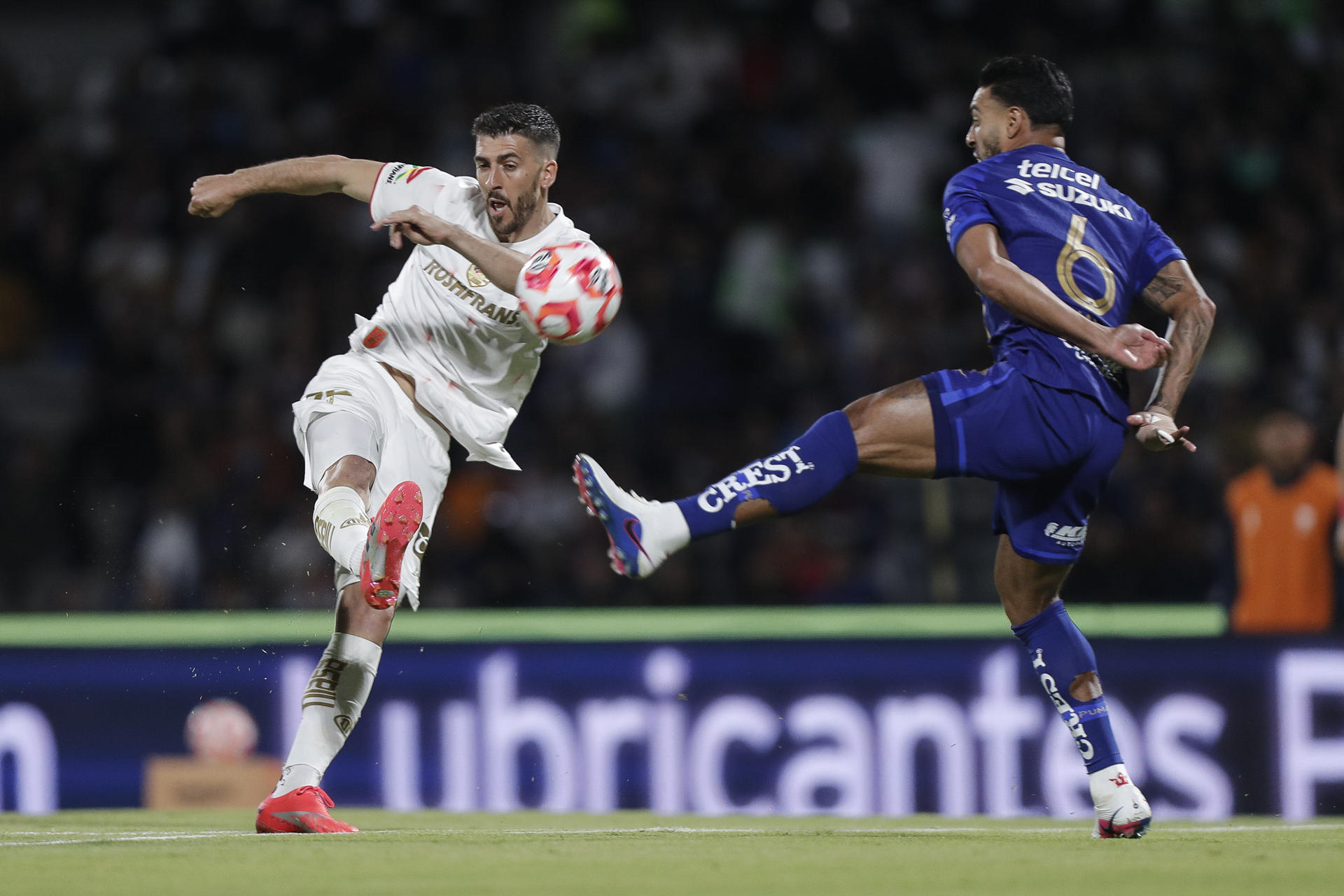 El portugués Paulinho le da triunfo al campeón Toluca sobre los Pumas UNAM del costarricense Keylor Navas