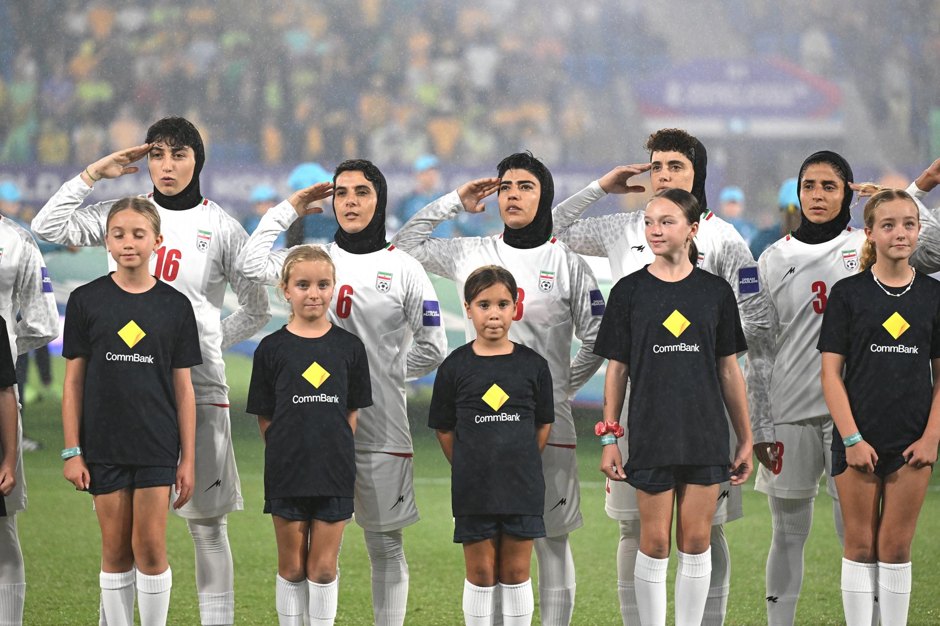 Piden que Australia dé «asilo político» a las futbolistas iraníes en la Copa de Asia