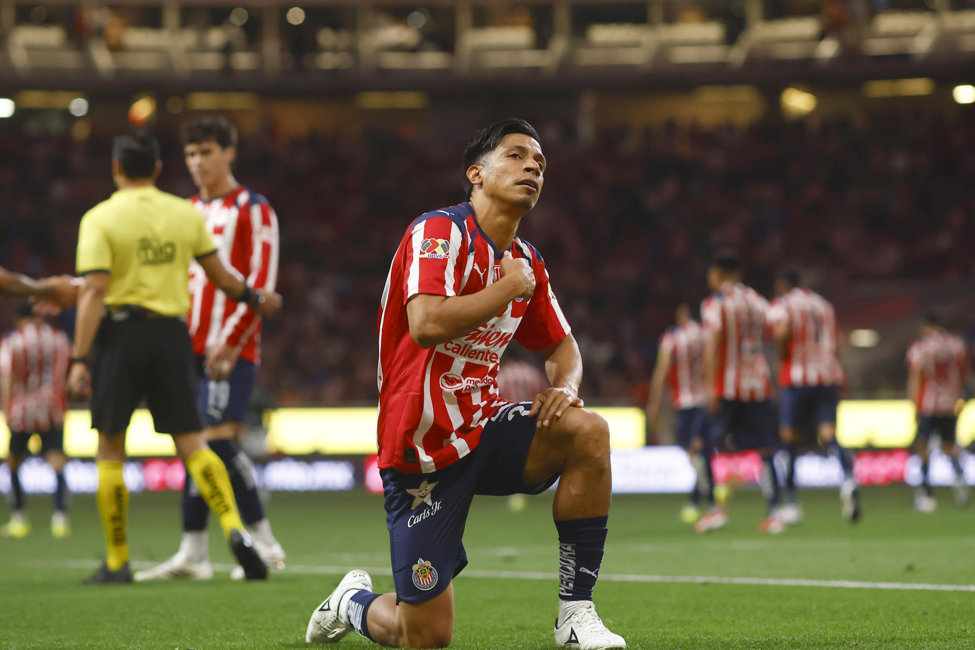 Ángel Sepúlveda de Guadalajara celebra un gol este miércoles, durante un partido del torneo clausura 2026 de la Liga MX entre Guadalajara y León en el Estadio Akron, en Guadalajara, Jalisco (México). EFE/ Francisco Guasco 