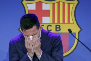 Lionel Messi, durante su despedida como jugador del Barcelona, el 8 de agosto de 2021, en el Camp Nou. EFE/ Andreu Dalmau