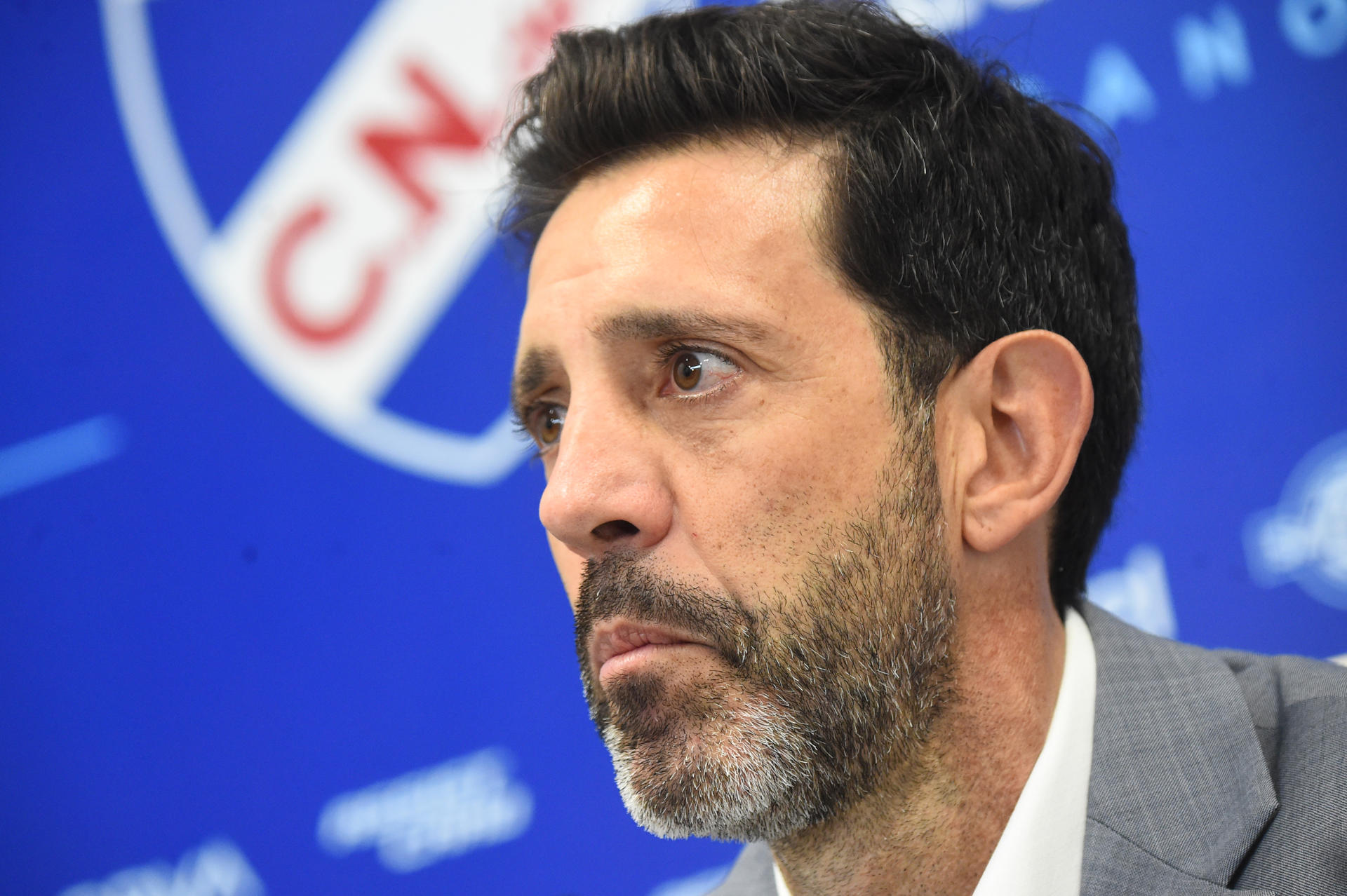 El uruguayo Jorge Bava fue presentado este lunes como nuevo técnico de Nacional de Montevideo y afirmó en una rueda de prensa que conquistar la Copa Libertadores es "una meta y un sueño". EFE/ STR
