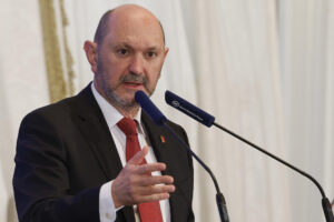 Rafael Louzán, en una foto de archivo. EFE/JJ Guillén