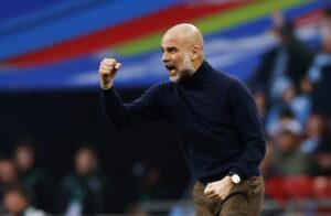 El entrenador del Manchester City, Pep Guardiola, durante el partido ante el Arsenal correspondiente a la Copa de la Liga disputada este lunes. EFE/EPA/TOLGA AKMEN EDITORIAL USE ONLY.