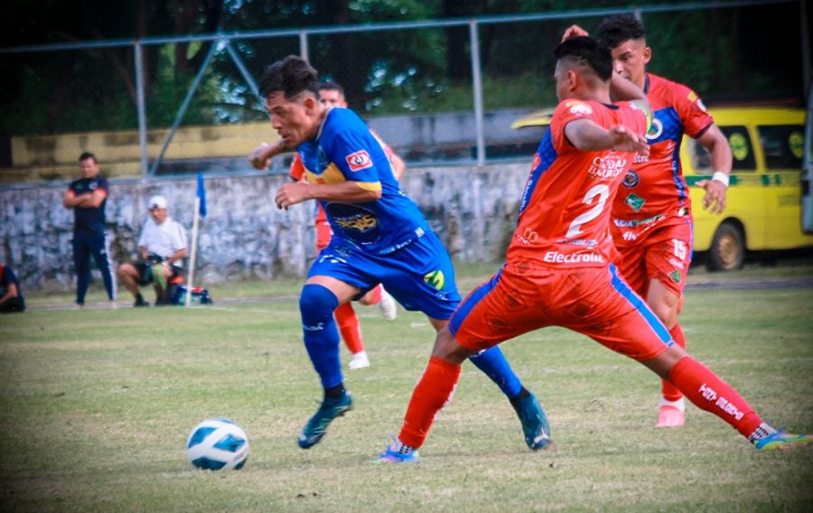 ¡EN EL SOTANO! Legionarios de EE. UU, Colombia y Uruguay, no encuentran el rumbo en El Salvador