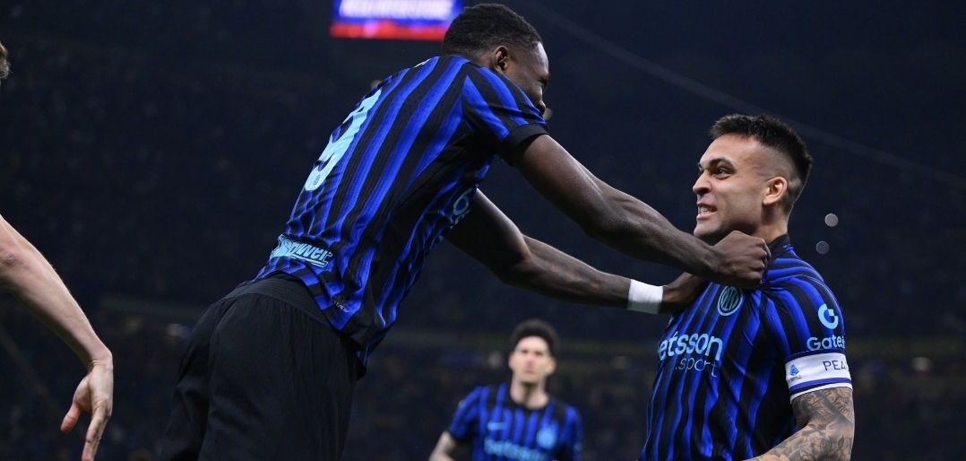 Doblete del argentino Lautaro Martínez, que hace historia y al Inter, más líder en Italia