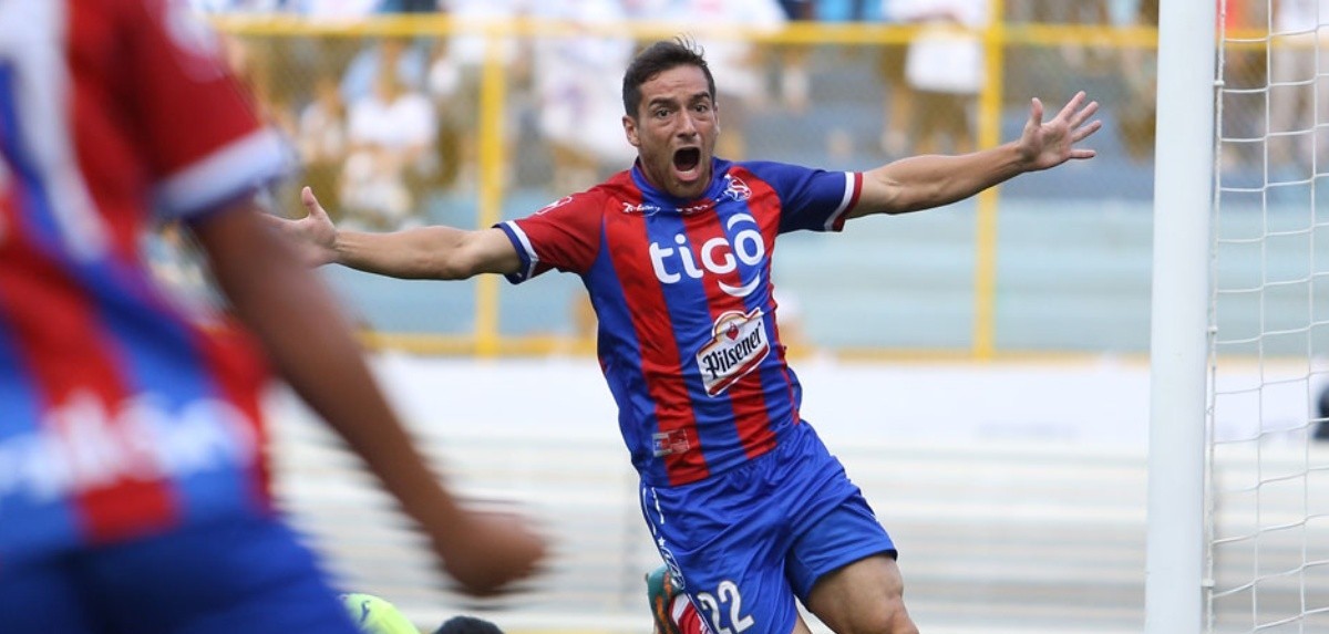 Europeo y uruguayo, encabezan la tabla de asistidores en El Salvador