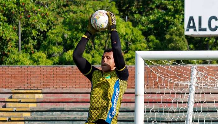 Portero argentino junto con defensor colombiano, de los más goleados en Panamá