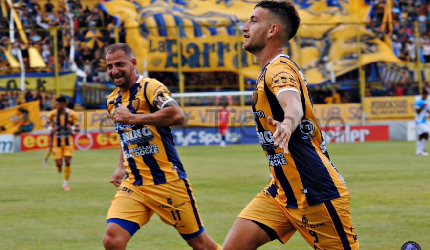 Uruguayo y colombiano, los únicos foráneos en la tabla de asistidores en El Salvador