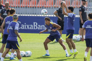 Giuliano Simeone, durante el entrenamiento. EFE/ Rodrigo Jiménez