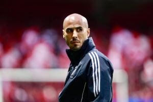 Imagen de archivo del entrenador de Tigres Guido Pizarro durante un partido de la Liga MX en el estadio Nemesio Diez en Toluca (México). EFE/ Felipe Gutiérrez