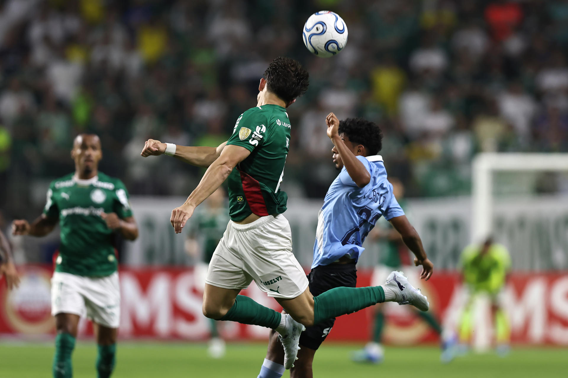 Palmeiras gana y supera los 500 goles, con un tanto del argentino «Flaco» López