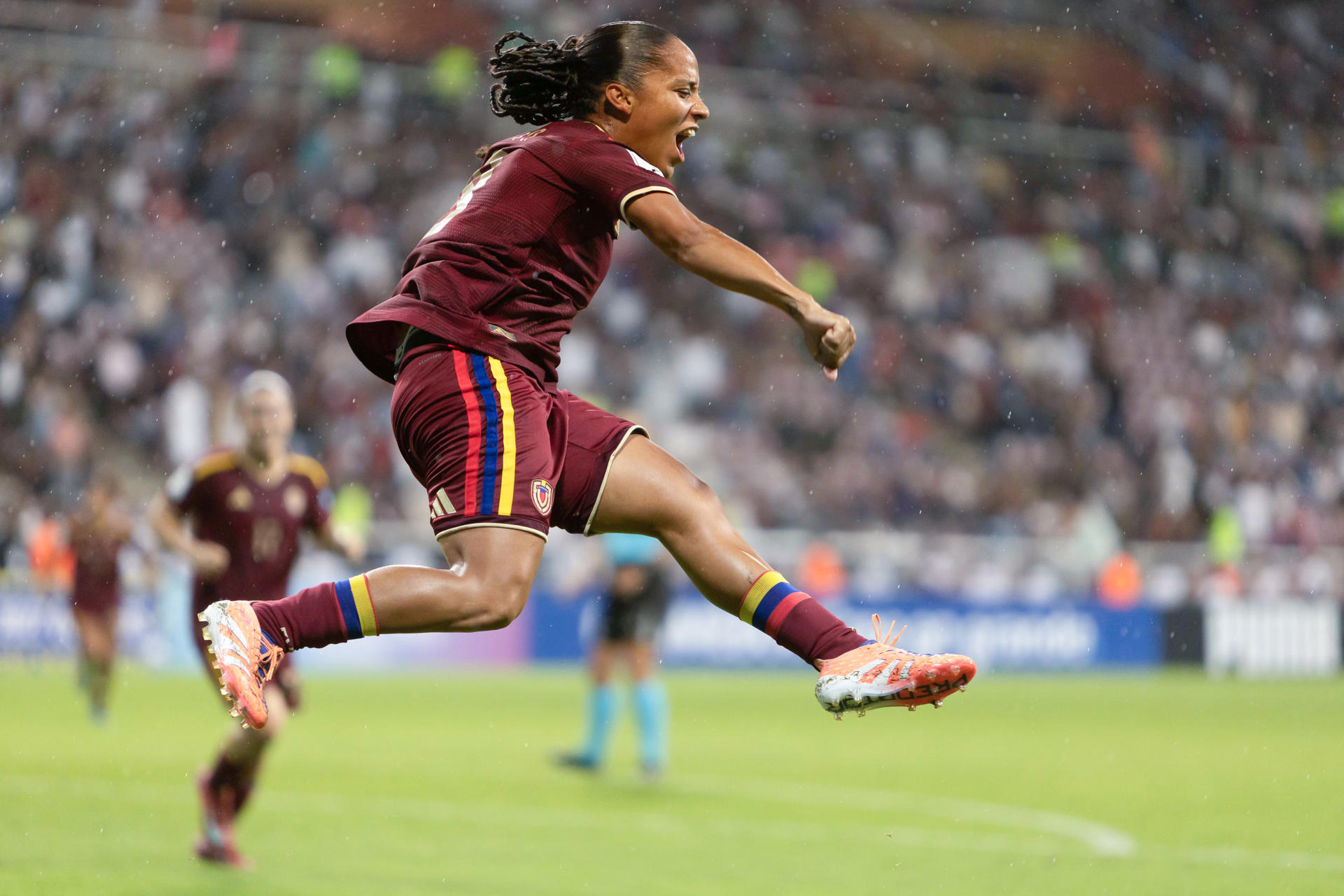 Venezuela aplasta a una Bolivia desmembrada en Conmebol