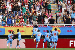 Jugadores de Congo celebran un gol este martes, en un partido de repechaje para la Copa Mundial 2026 entre República del Congo y Jamaica en el Estadio Akron en Guadalajara (México). EFE/ Francisco Guasco