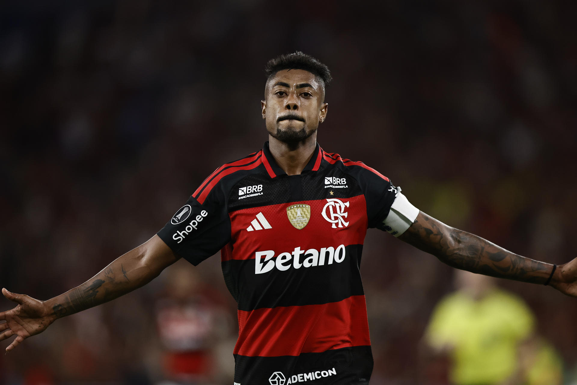 Bruno Henrique Pinto, de Flamengo, celebra un gol durante un partido de la fase de grupos de la Copa Libertadores entre Flamengo y Cusco en el estadio Maracaná en Rio de Janeiro (Brasil). EFE/André Coelho 