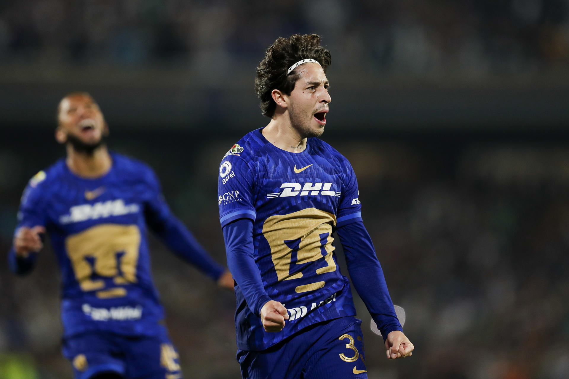 Jordan Carrillo, de Pumas UNAM, celebra un gol durante un partido por las semifinales de la Liga MX entre Pumas UNAM y Pachuca en el estadio Olímpico Universitario en Ciudad de México (México). EFE/Isaac Esquivel
