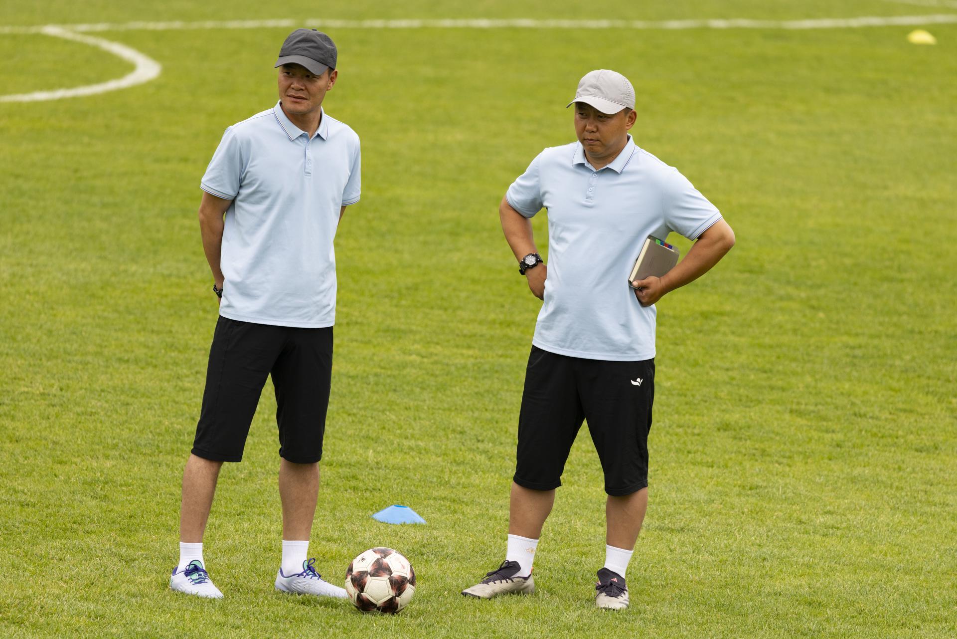 El equipo de fútbol femenino norcoreano se centra en un duelo en el Sur que se augura duro