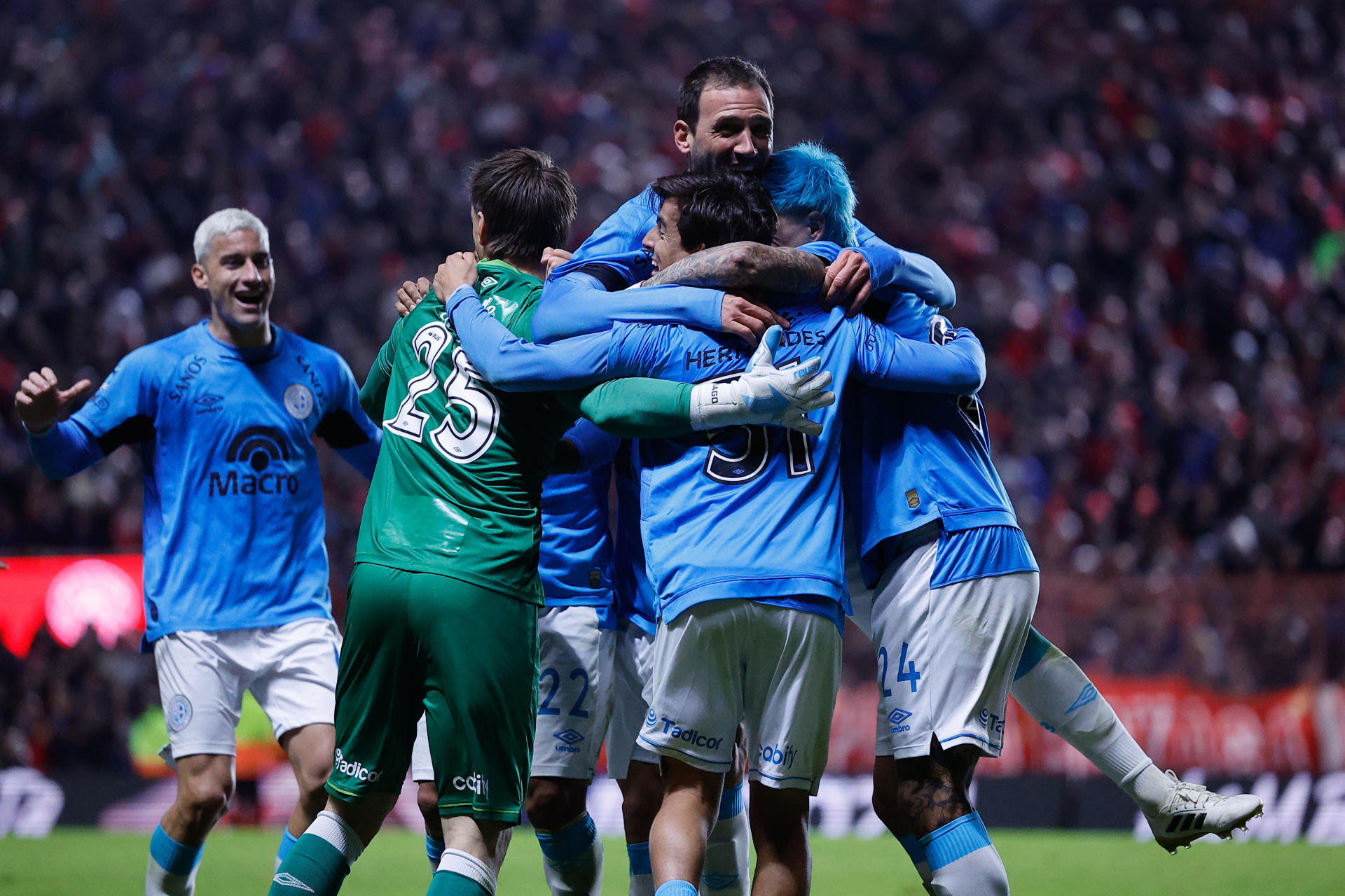 Belgrano definirá con River el título del Apertura al vencer a Argentinos en penaltis