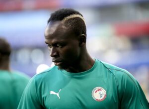 Samara (Russian Federation), 28/06/2018.- Sadio Mane of Senegal prior the FIFA World Cup 2018 group H preliminary round soccer match between Senegal and Colombia in Samara, Russia, 28 June 2018.
(RESTRICTIONS APPLY: Editorial Use Only, not used in association with any commercial entity - Images must not be used in any form of alert service or push service of any kind including via mobile alert services, downloads to mobile devices or MMS messaging - Images must appear as still images and must not emulate match action video footage - No alteration is made to, and no text or image is superimposed over, any published image which: (a) intentionally obscures or removes a sponsor identification image; or (b) adds or overlays the commercial identification of any third party which is not officially associated with the FIFA World Cup) (Mundial de Fútbol, Rusia) EFE/EPA/WALLACE WOON EDITORIAL USE ONLY[EDITORIAL USE ONLY]