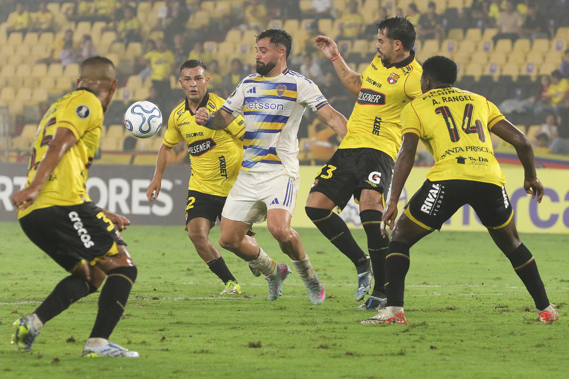 Barcelona de Ecuador estropea la noche de Boca