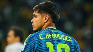 Juan Camilo Hernández una de las figuras de Colombia