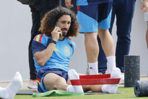 Alt ¡BOMBA MERENGUE! El español Cucurella agita al Real Madrid antes del debut mundialista