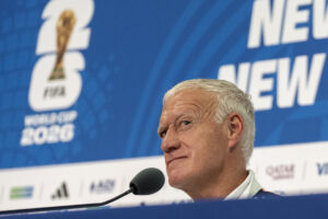El seleccionador de fútbol de Francia, Didier Deschamps, durante una rueda de prensa celebrada este lunes, para hablar de su estreno en el Mundial 2026 ante la selección de Senegal. EFE/Ángel Colmenares
