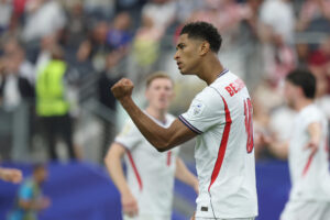 Jude Bellingham, de Inglaterra, celebra un gol durante un partido del Grupo L de la Copa del Mundo de la FIFA 2026 entre Inglaterra y Croacia, disputado en el estadio AT&T de Dallas. EFE/Kenneth Fernandez