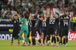 Los jugadores mexicanos celebran al final del partido del Grupo A en la Copa Mundial de la FIFA 2026 entre México y Corea del Sur en el Estadio Akron en Guadalajara, México. EFE/ Francisco Guasco