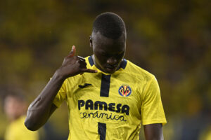 Fotografía de Andreu Esteban, en la que puede verse en una imagen de archivo del pasado 24 de mayo al centrocampista del Villarreal Pape Gueye, durante un partido. EFE