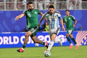 El capitán de la selección argentina, Lionel Messi, durante el partido disputado este martes por su selección en Kansas City. EFE/ AMY KONTRAS