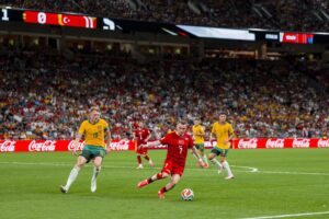 alt ¡BOMBA EN VANCOUVER! australianos Irankunda y Metcalfe castigan a los turcos
