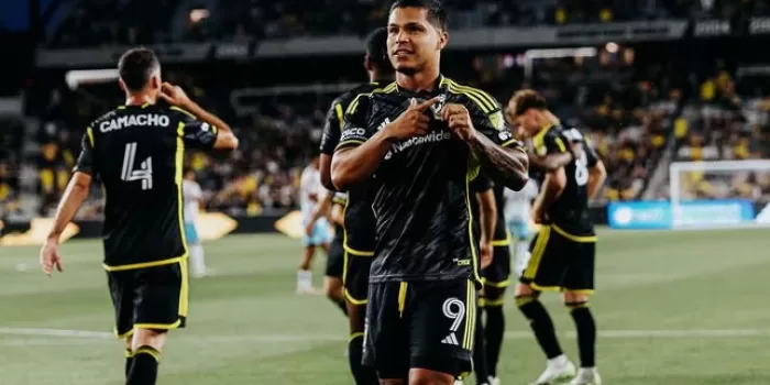 alt 'Cucho' Hernández y Luciano Acosta, un duelo latino por el trono del Este en la MLS