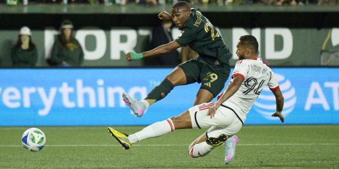 Juan Mosquera de Portland Timbers ante Vítor Costa de San Jose Earthquakes