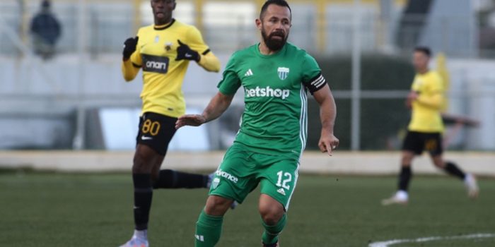 alt Alfredo Mejía, el hondureño que esta a un paso de ascenso en Grecia