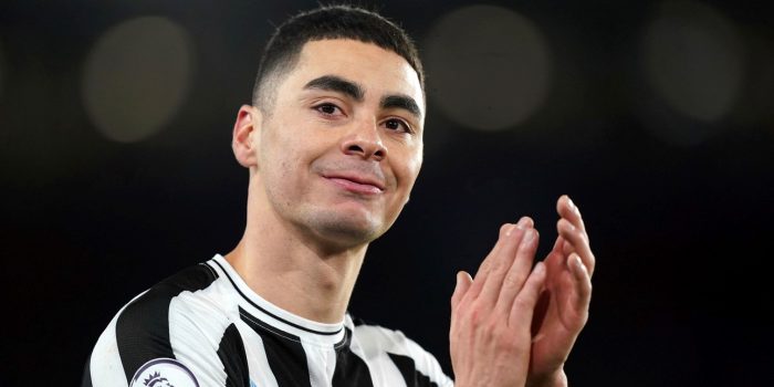 Alt. Charlotte no se rinde en la lucha por el Paraguayo Almirón, que interesa a tres equipos de la Premier