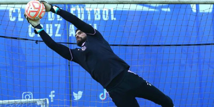 alt El mexicano Andrés Gudiño, repitente en Cruz Azul